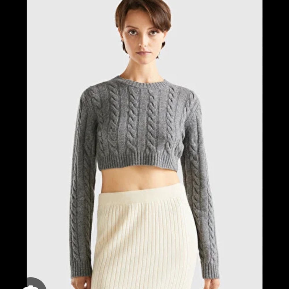 United Colors Of Benetton Gray Super Cropped Cable Knit Sweater XS